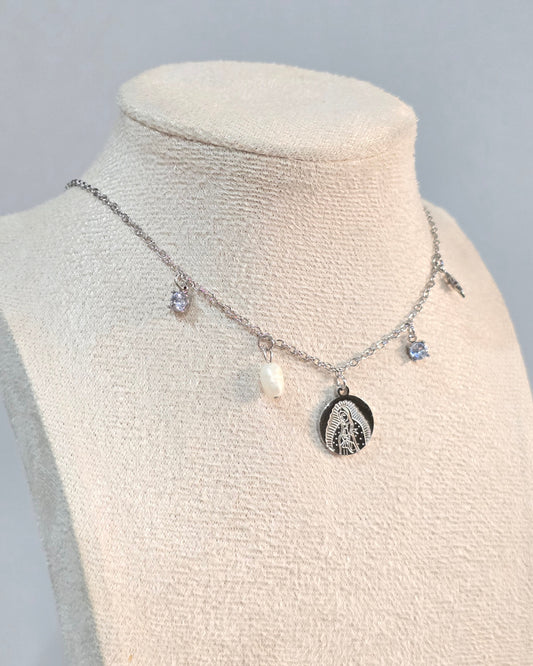 Collar virgen