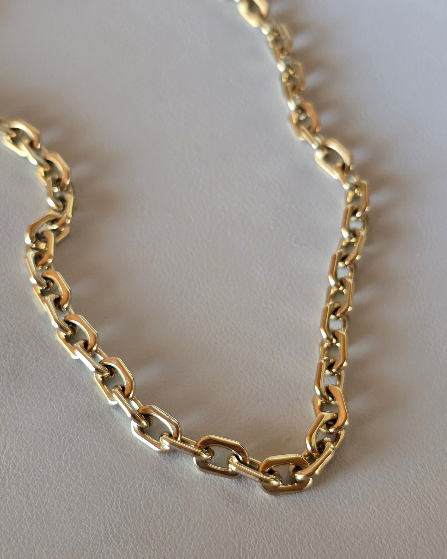 Collar rectangular cadena