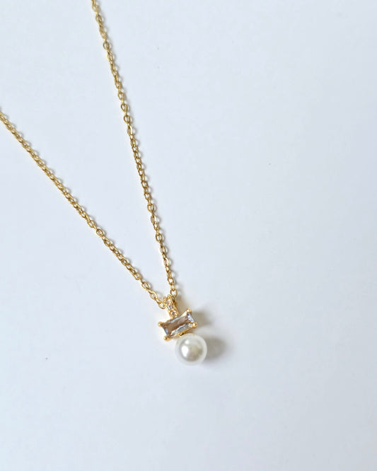 Collar Aguamarina con perla