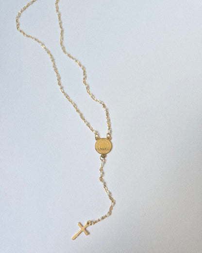 Collar estilo Rosario blanco