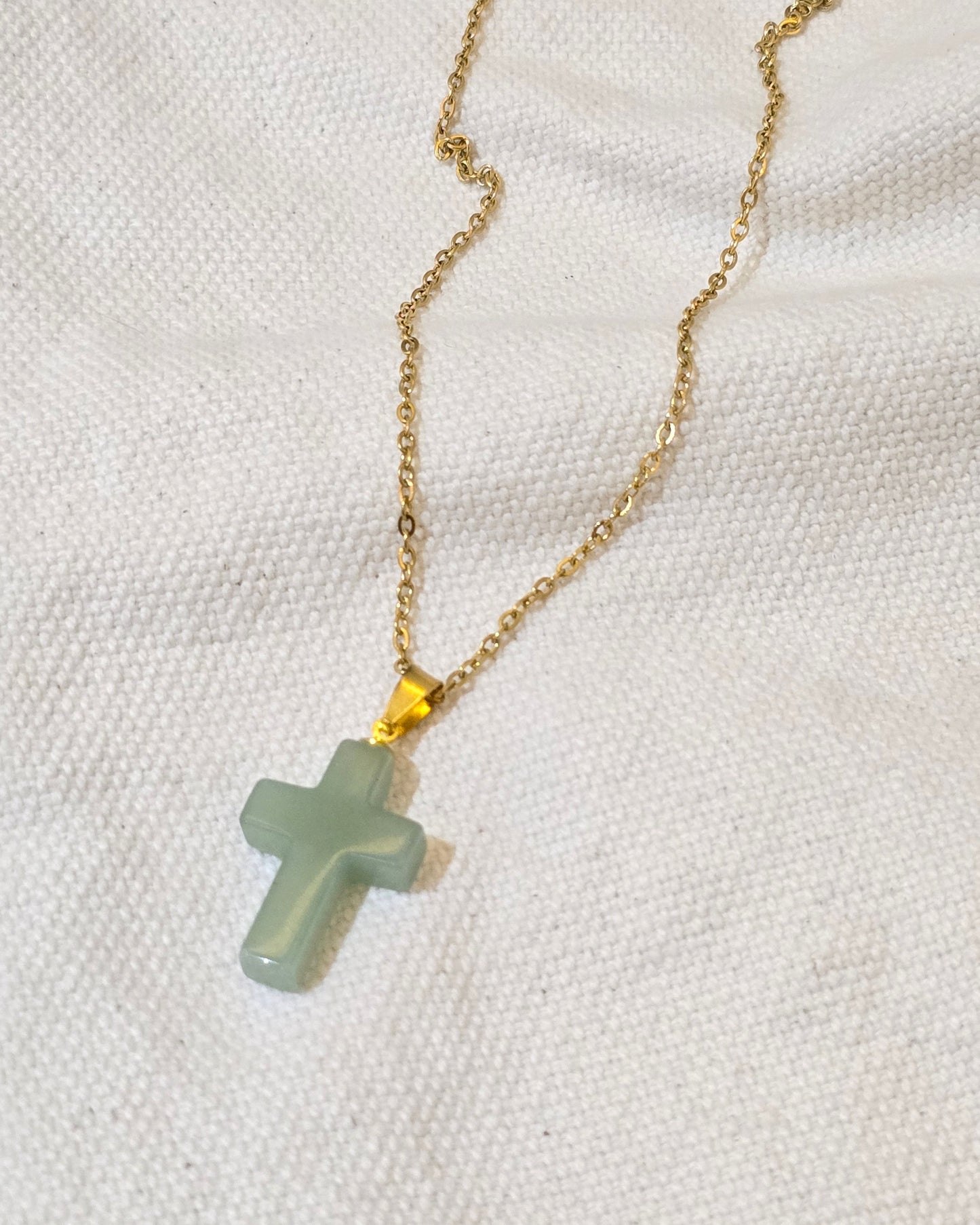Collar cruz cuarzo verde