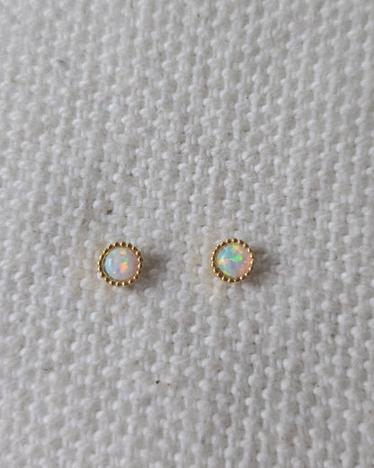 Aretes opalo