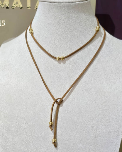 Collar corbatín