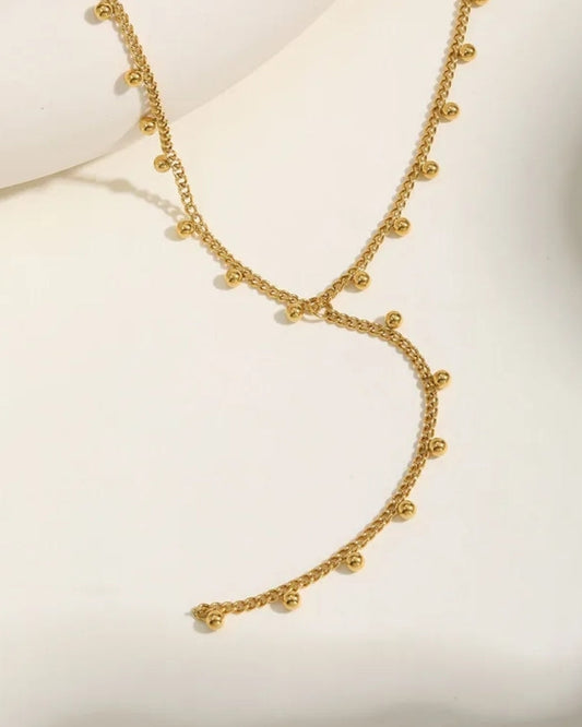 Collar estilo corbatín